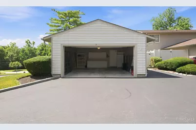 2 Boxwood Court, Cincinnati, OH 45246 - Photo 43