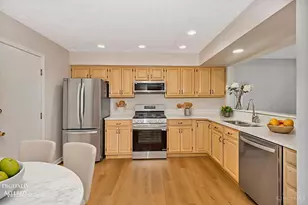 11709 Bedivere Ct, Sharonville, OH 45241 - Photo 13