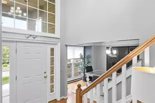 6651 Lewis Clark Trail, Sycamore Township, OH 45241 - Photo 13