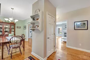 36 Robert Dr, Hamilton, OH 45013 - Photo 5