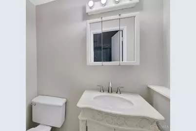 226 Goodrich Lane, Cincinnati, OH 45233 - Photo 37