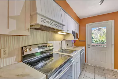 226 Goodrich Lane, Cincinnati, OH 45233 - Photo 13