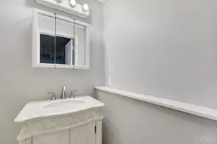 226 Goodrich Ln, Cincinnati, OH 45233 - Photo 39