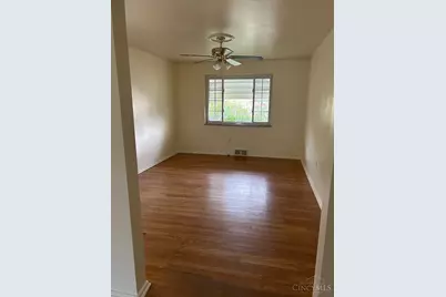 1574 Oak Knoll Drive #1, Cincinnati, OH 45224 - Photo 3