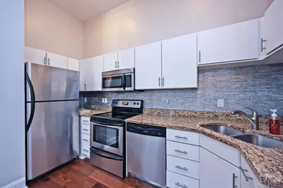 1326 Vine Street #B, Cincinnati, OH 45202 - Photo 19