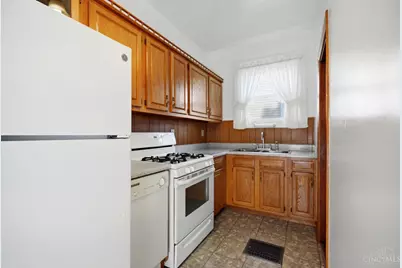 202 W 69th Street, Cincinnati, OH 45216 - Photo 9