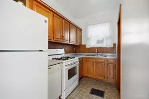202 W Sixty Ninth St, Cincinnati, OH 45216 - Photo 9