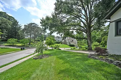 720 Red Bud Avenue, Cincinnati, OH 45229 - Photo 51