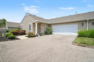 428 Bending Branch Ln, Miamisburg, OH 45342 - Photo 1