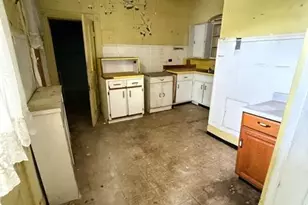 1626 Brewster Ave, Cincinnati, OH 45207 - Photo 9