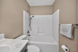 7724 Hillsdowne Cir, Hamilton Township, OH 45039 - Photo 41