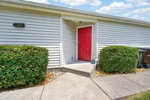 7724 Hillsdowne Cir, Hamilton Township, OH 45039 - Photo 5