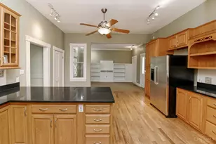 1234 Herschel Ave, Cincinnati, OH 45208 - Photo 15