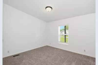 126 Dell Acres Drive, Pleasant Township, OH 45121 - Photo 21