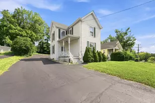 7816 Laurel Ave, Madeira, OH 45243 - Photo 1