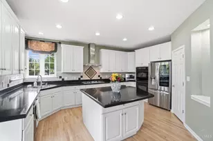7554 Burton Dr, Liberty Township, OH 45044 - Photo 11