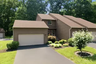 5317 Hickory Trail Ln, Blue Ash, OH 45242 - Photo 1