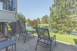 8199 Jeanne's Creek Ln, West Chester, OH 45069 - Photo 9