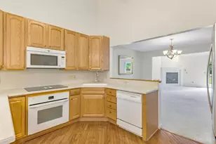 135 Wayside Cir, Hamilton, OH 45013 - Photo 9