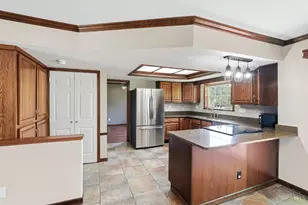 1802 Lord Fitzwalter Dr, Miamisburg, OH 45342 - Photo 9
