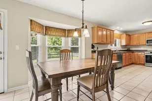 1754 Millbrook Ln, Miami Township, OH 45140 - Photo 7
