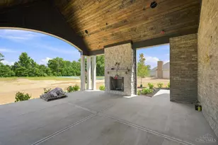 9702 Christian Ct, Hamilton Township, OH 45140 - Photo 19