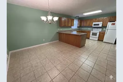 1260 Autumn Walk, Hamilton, OH 45013 - Photo 9