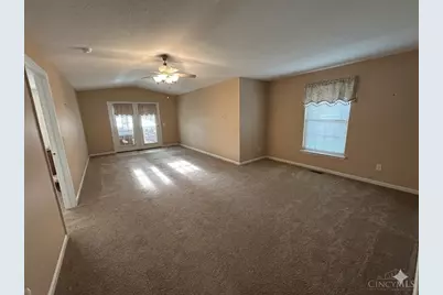 1260 Autumn Walk, Hamilton, OH 45013 - Photo 5