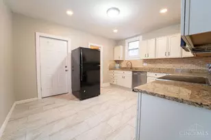 1619 Powers St, Cincinnati, OH 45223 - Photo 7