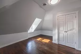 2412 Fairview Ave, Cincinnati, OH 45219 - Photo 9