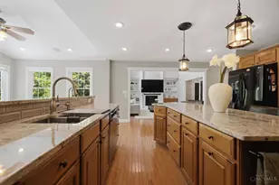 7661 Huntsman Ln, West Chester, OH 45069 - Photo 25
