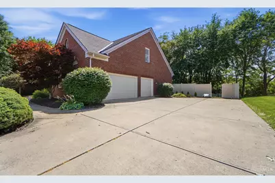 2820 Arbor Pointe Drive, Middletown, OH 45042 - Photo 3