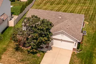1413 Farrington Dr, Kettering, OH 45420 - Photo 3