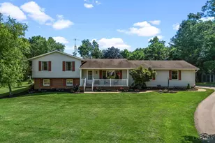 561 Steelle Rd, Green Township, OH 45177 - Photo 1