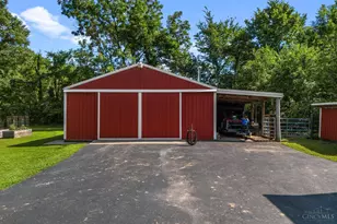 561 Steelle Rd, Green Township, OH 45177 - Photo 3
