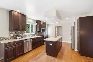 6351 S Devonshire Dr, Miami Township, OH 45140 - Photo 17