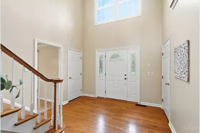6351 S Devonshire Drive, Miami Township, OH 45140 - Photo 7