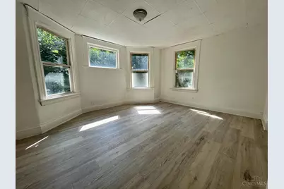3719 Laclede Ave, Cincinnati, OH 45205 - Photo 9