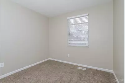8724 Meadow Drive, Deerfield Township, OH 45040 - Photo 11