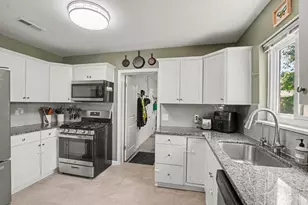 8597 Prilla Ln, Anderson Township, OH 45255 - Photo 11