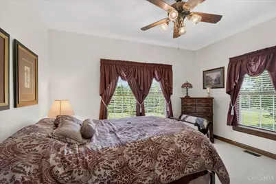 6977 Prouty Drive, Liberty Twp, OH 45133 - Photo 33
