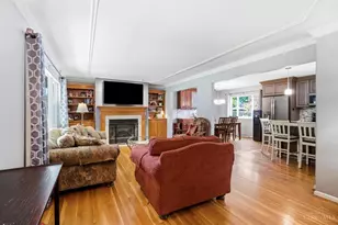 680 Silverhedge Dr, Springfield Township, OH 45231 - Photo 9