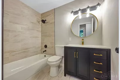 10766 Shadowridge Lane, Cincinnati, OH 45240 - Photo 37
