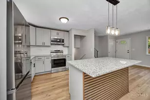 10766 Shadowridge Ln, Springfield Township, OH 45240 - Photo 25