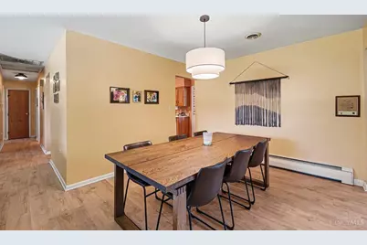 6417 Mapleton Avenue, Delhi Township, OH 45233 - Photo 9