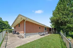 6417 Mapleton Ave, Delhi Township, OH 45233 - Photo 31