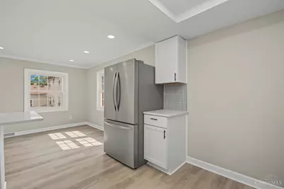 1660 Sunset Drive, Hamilton, OH 45013 - Photo 11