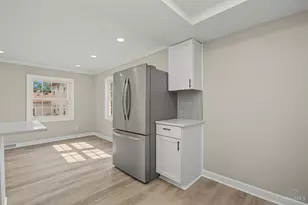 1660 Sunset Dr, Hamilton, OH 45013 - Photo 11