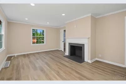 1660 Sunset Drive, Hamilton, OH 45013 - Photo 3
