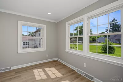1660 Sunset Drive, Hamilton, OH 45013 - Photo 11